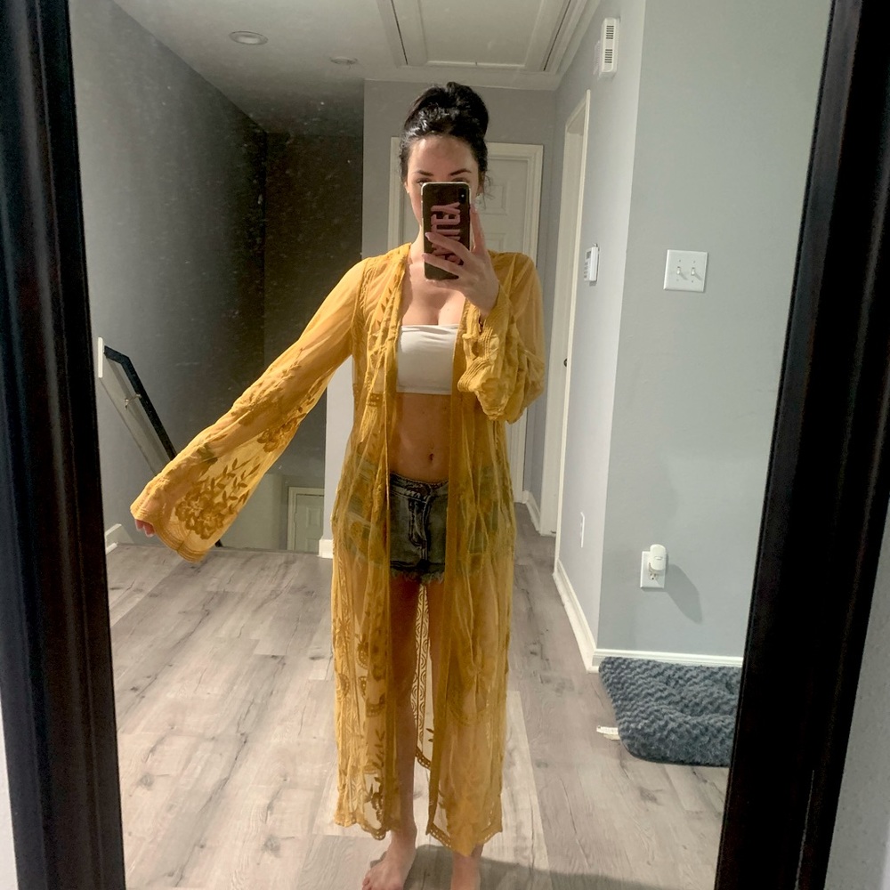 Yellow kimono